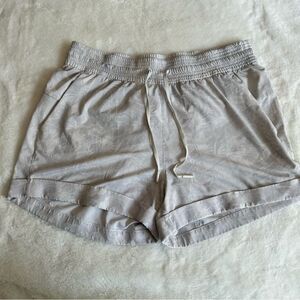 Lululemon Spring Break Away Short 4-way Stretch 3" Size 8